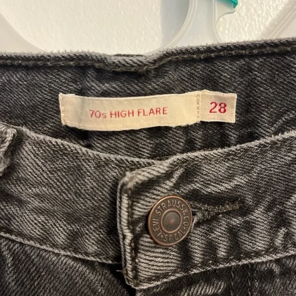 Levi’s 70s high rise flare pants - black denim jeans - Picture 5 of 6